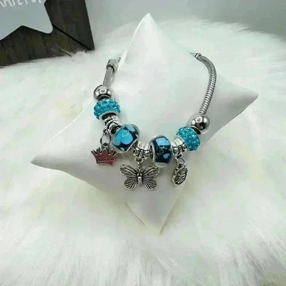 Cute Butterfly Charm Bracelet Blue theme